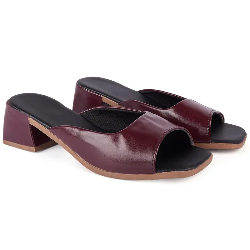 Produto na cor Marsala